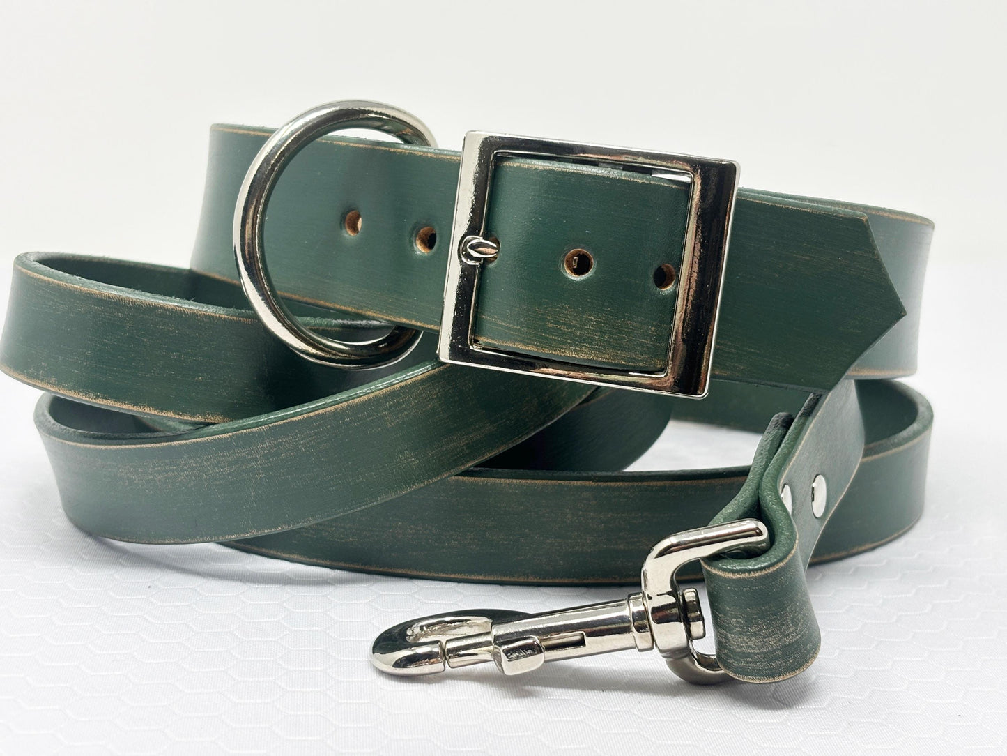 Distressed Olive Green Leather Dog Collar | Classic Dog Collar | Matching Collar and Leash