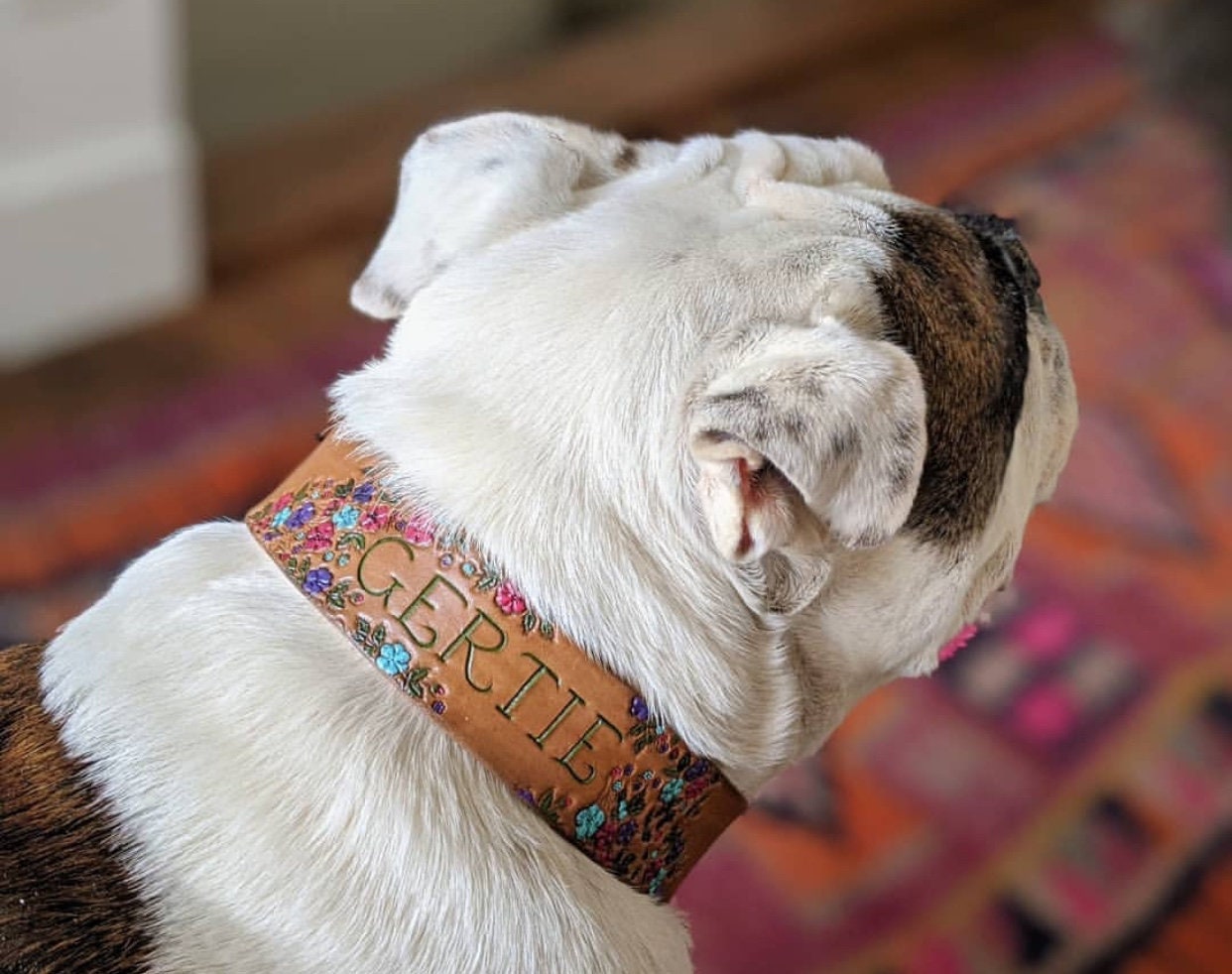 Hand-Carved Floral Design Personalized Leather Dog Collar for Big Girl Dogs