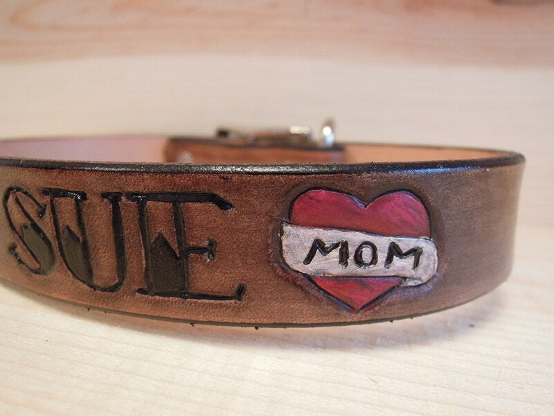 Mom heart Collar - Tattoo Dog Collar - For Boxer size dogs