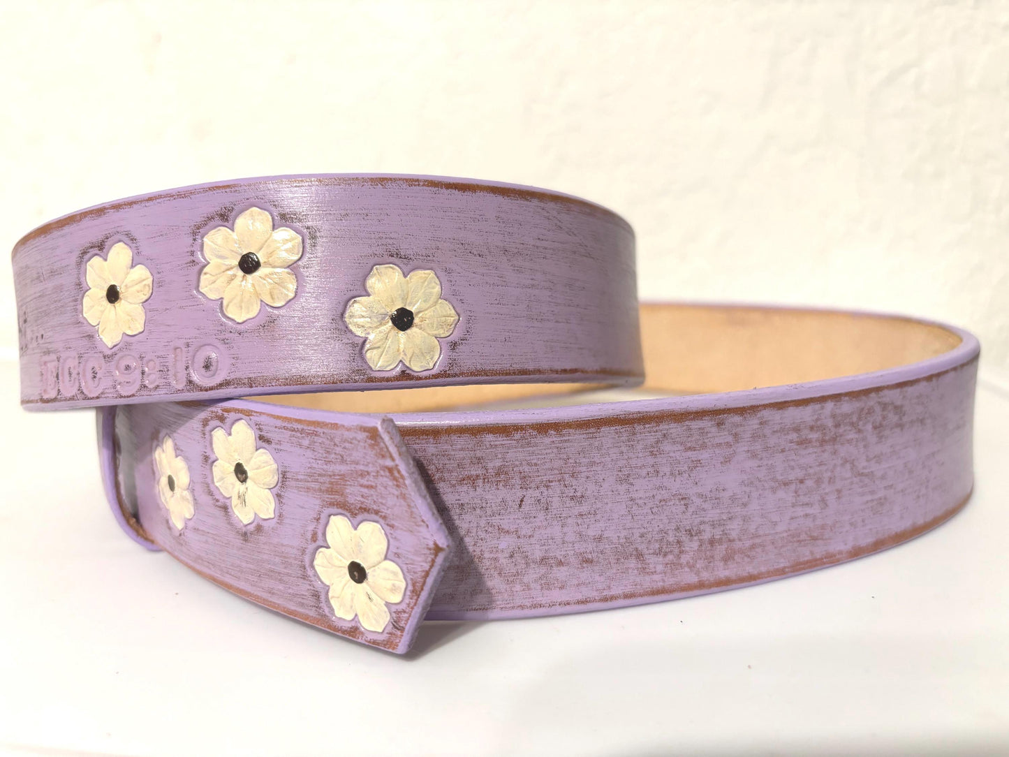 Hand-Painted Lavender Leather Belt: Distressed Floral Design