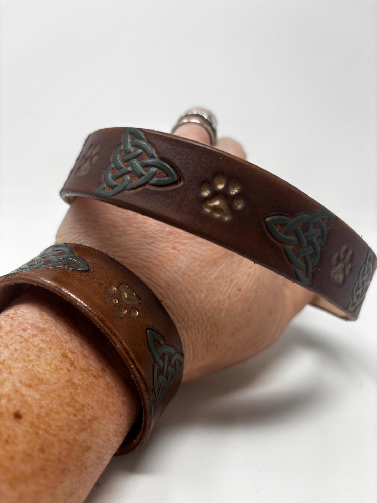Matching Leather Set | Dog & Owner | Collar, Cuff | Irish Knot
